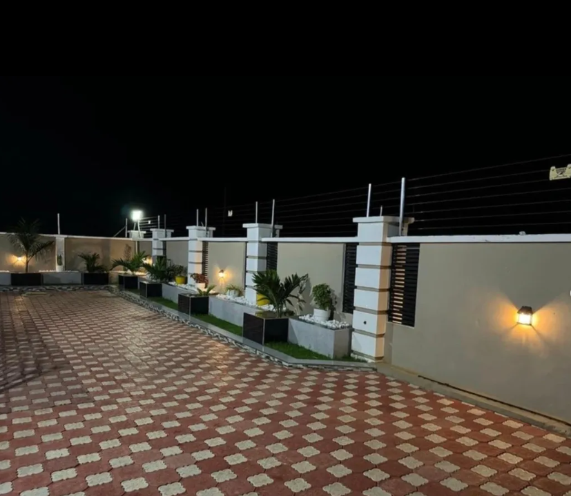 Motion Sensor Solar Wall Light